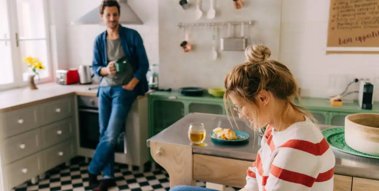 Are we redefining what it means to have an alcohol problem? An image of a couple enjoying breakfast together