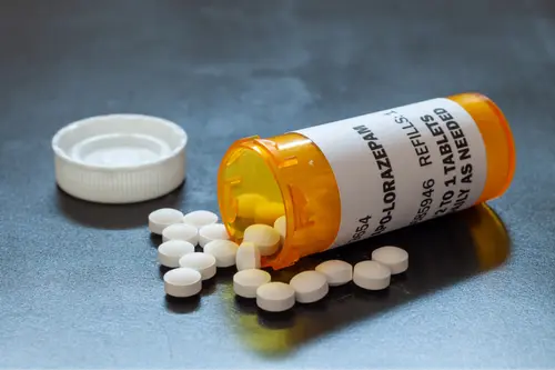 Is lorezepam a controlled drug in the UK? An image of a bottle of lorazepam tablets.